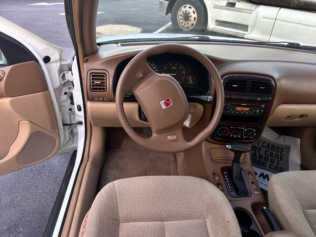2000 Saturn LS1 Image 19