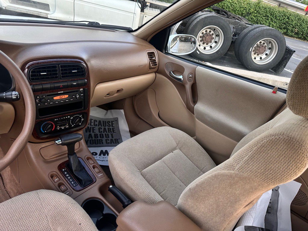 2000 Saturn LS1 Image 20