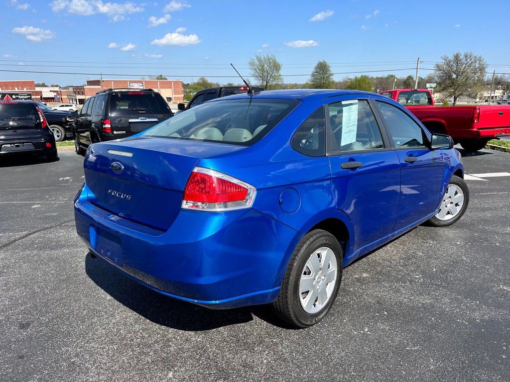 2010 Ford Focus Image 5