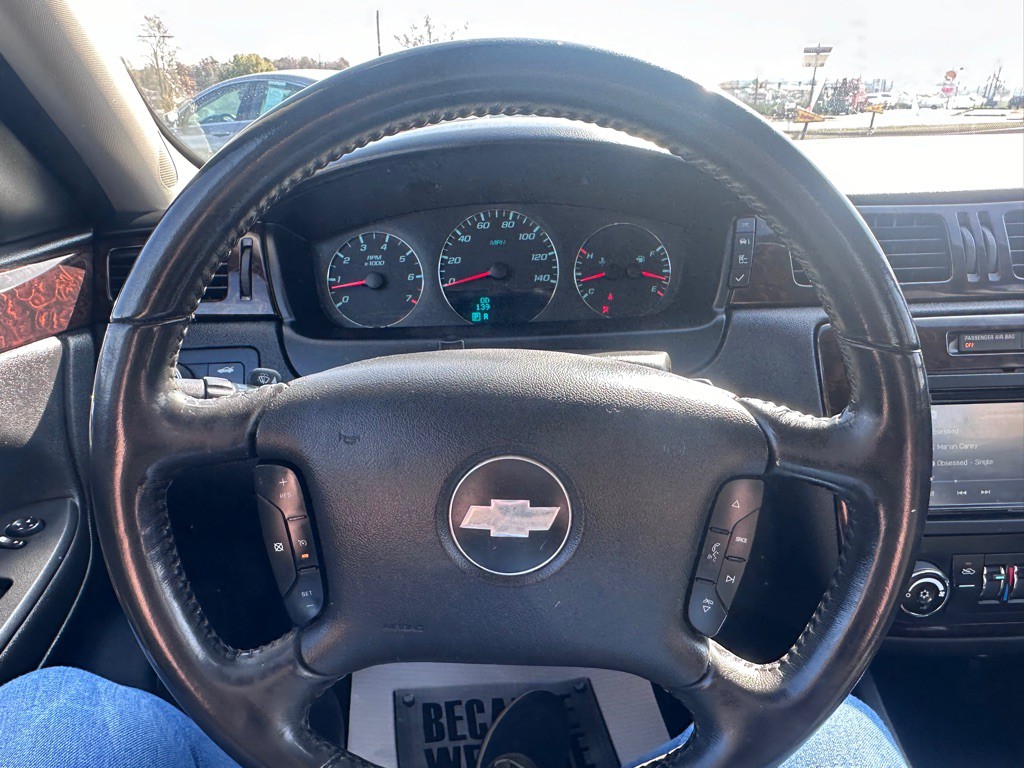 2013 Chevrolet Impala Image 21