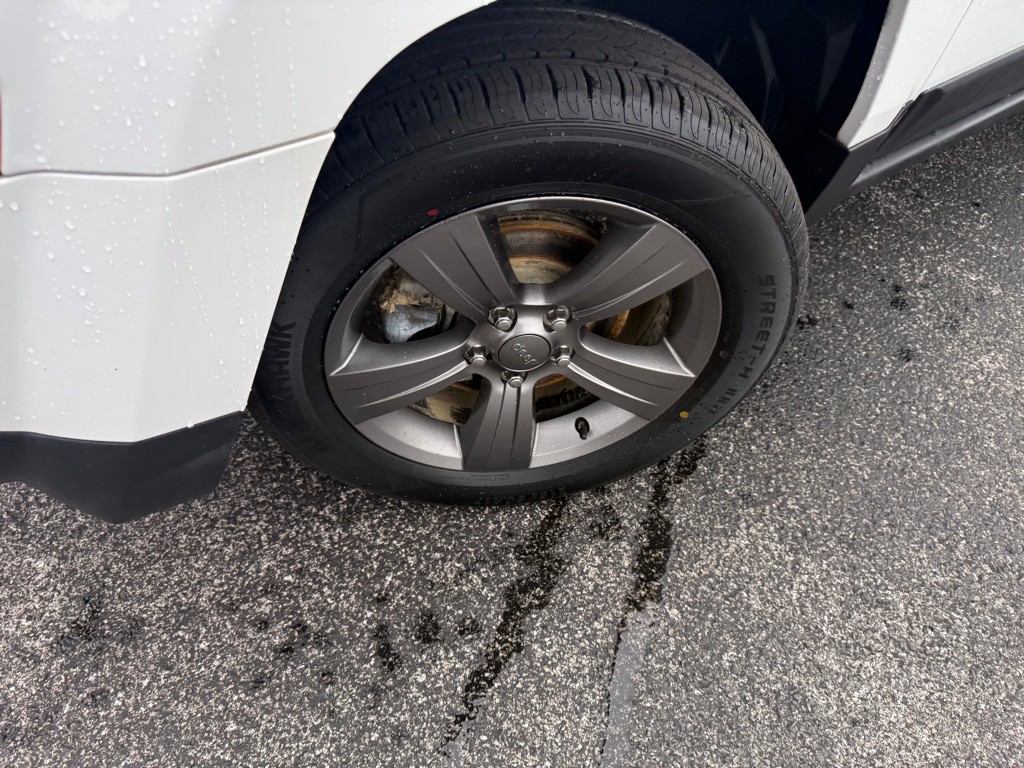 2016 Jeep Patriot Image 10