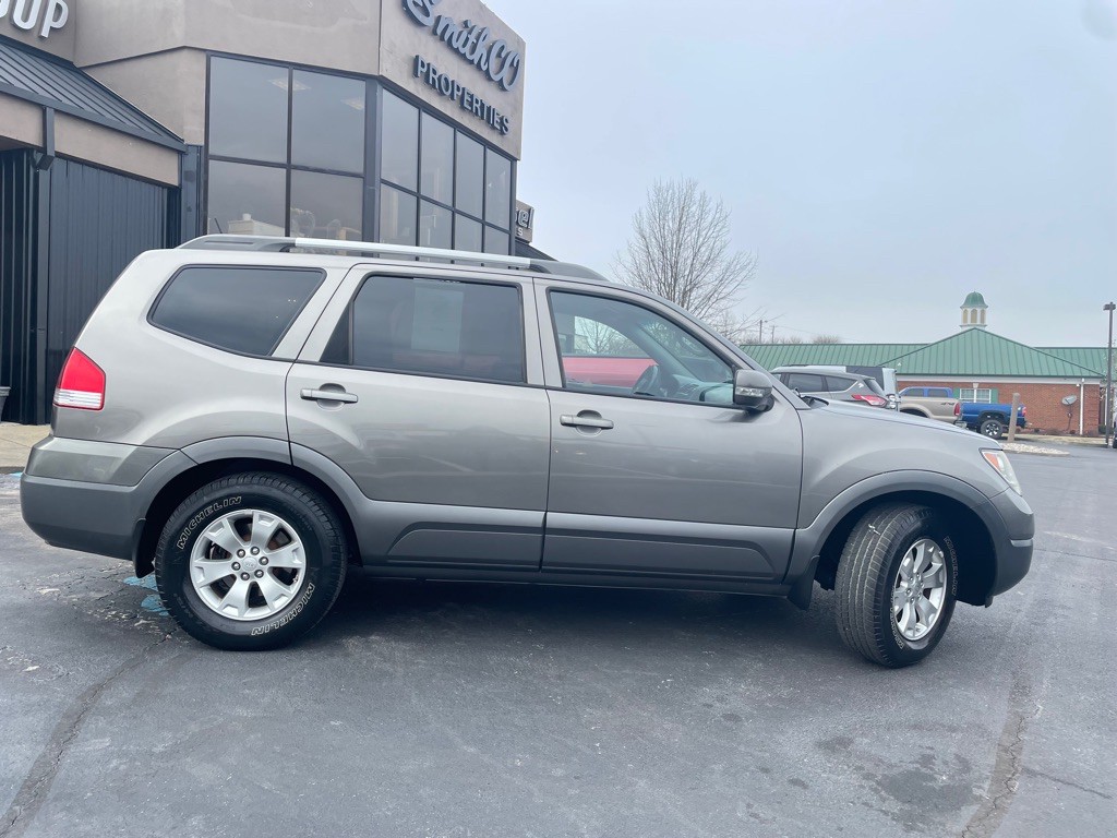 2009 Kia Borrego Image 35