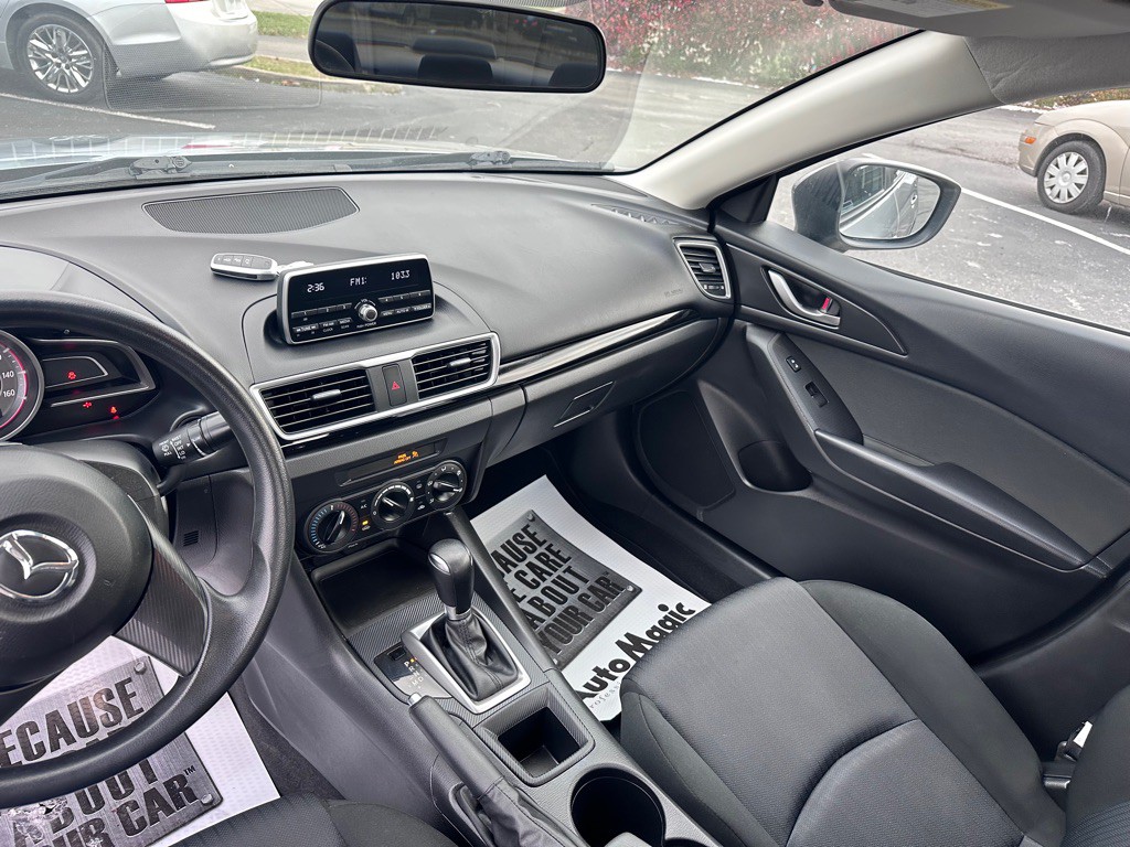 2014 Mazda Mazda3 Image 16