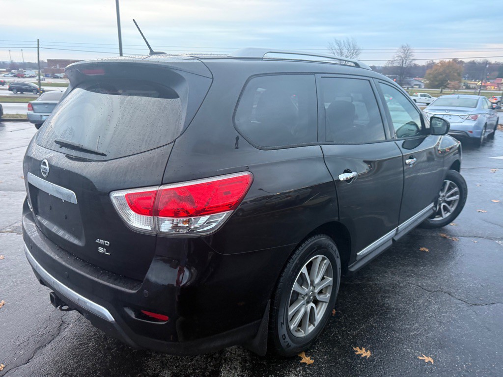 2014 Nissan Pathfinder Image 10