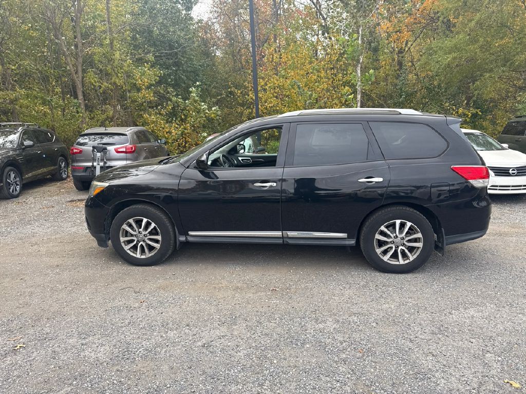 2014 Nissan Pathfinder Image 4