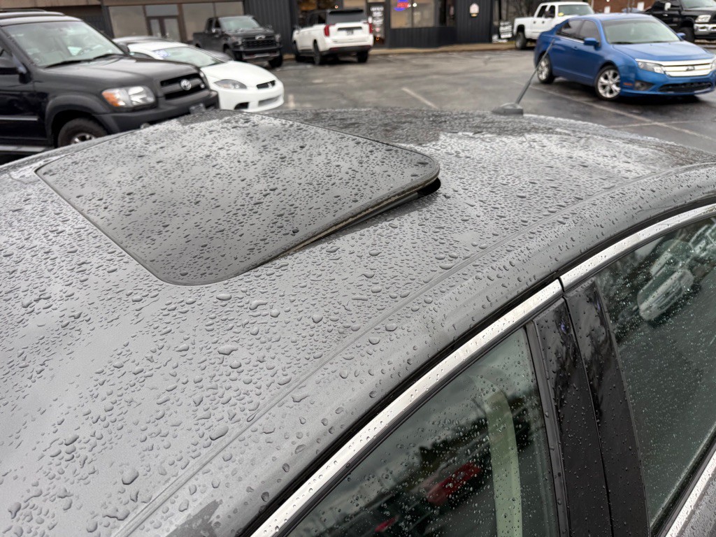 2017 Ford Fusion Image 13