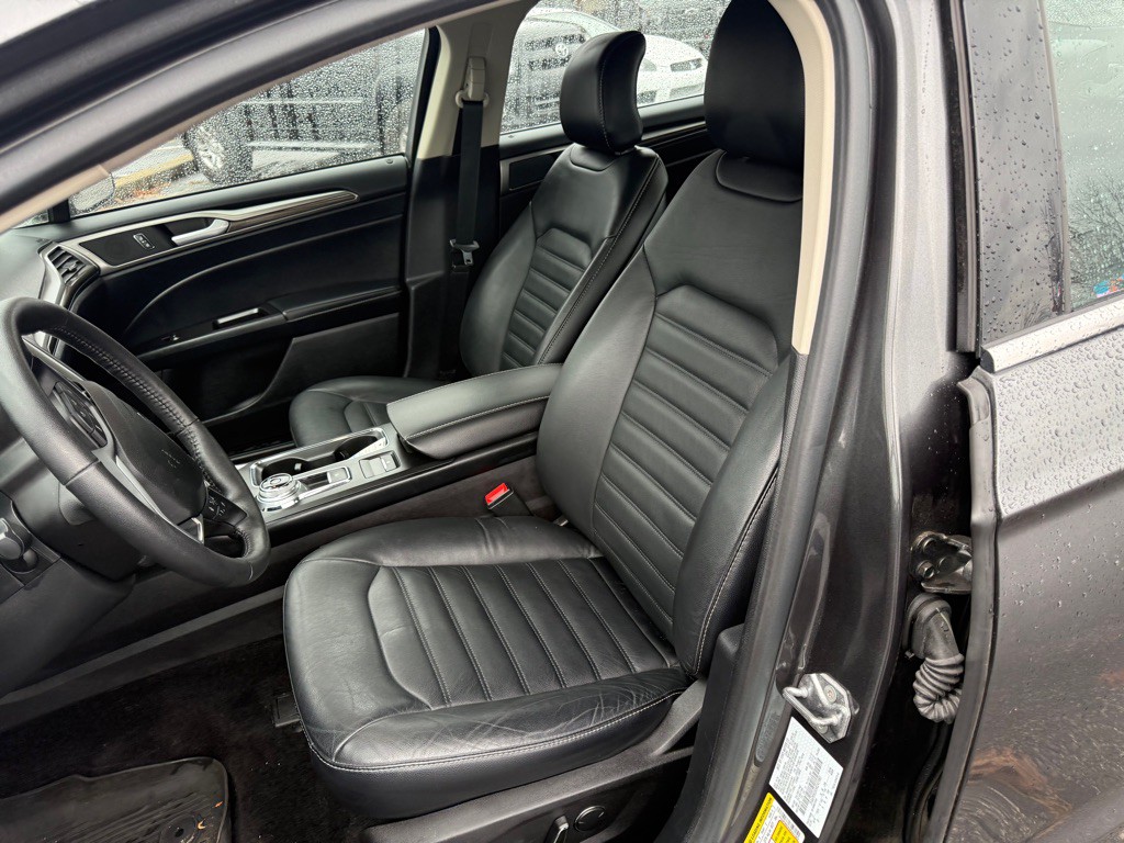 2017 Ford Fusion Image 14