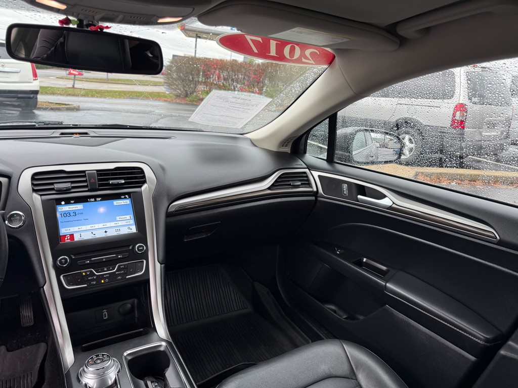 2017 Ford Fusion Image 20