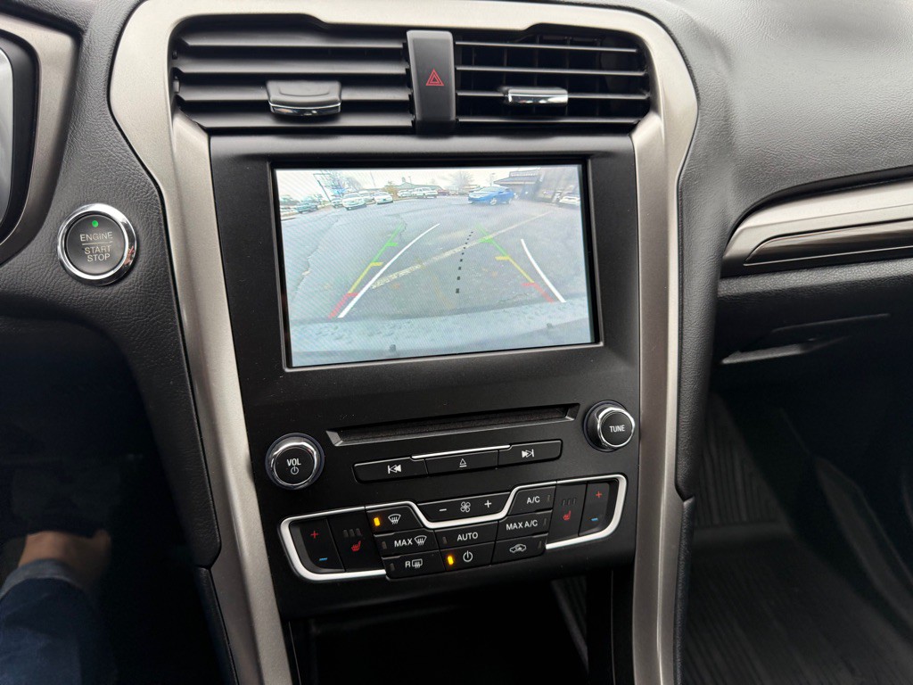 2017 Ford Fusion Image 23