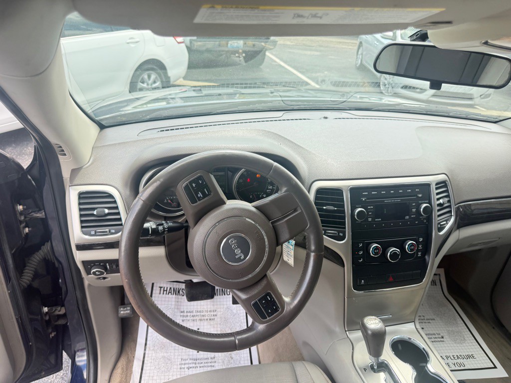 2012 Jeep Grand Cherokee Image 14