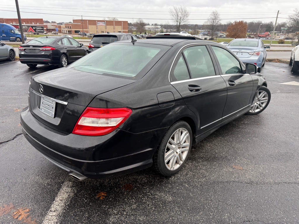 2009 Mercedes-Benz C-Class Image 5