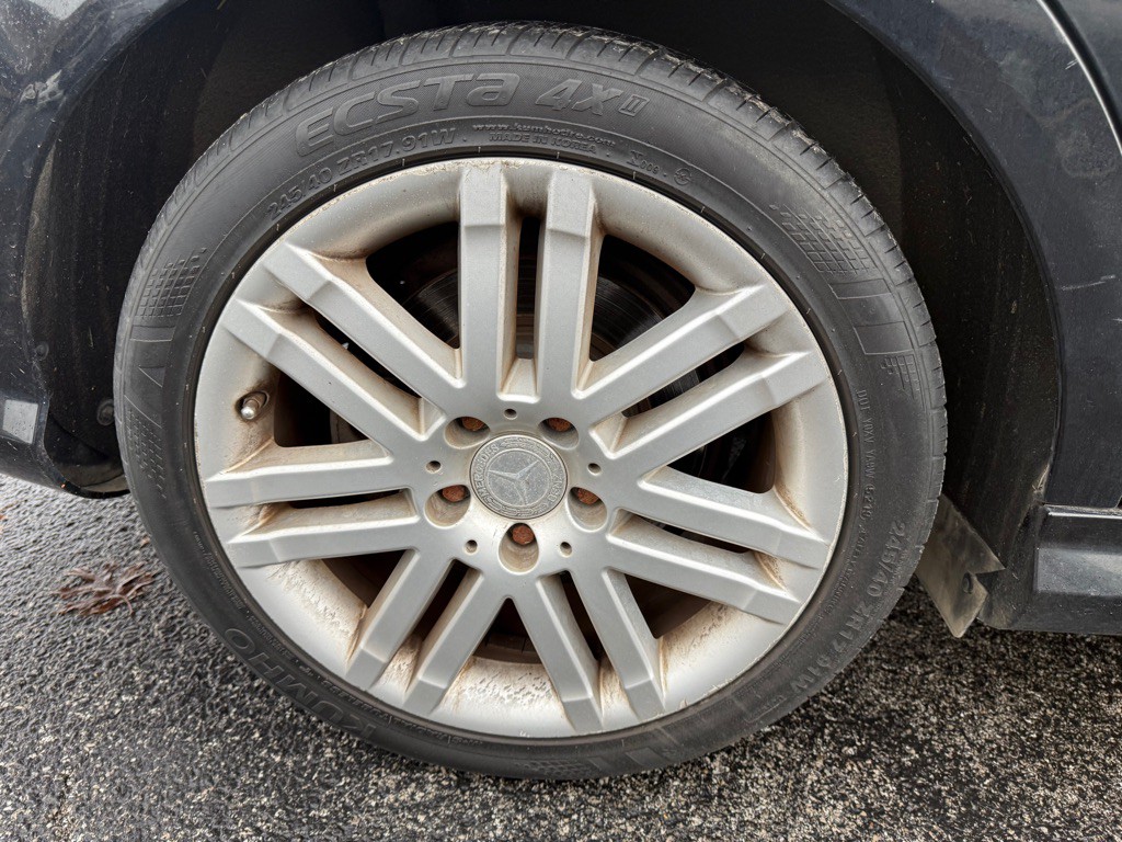 2009 Mercedes-Benz C-Class Image 21