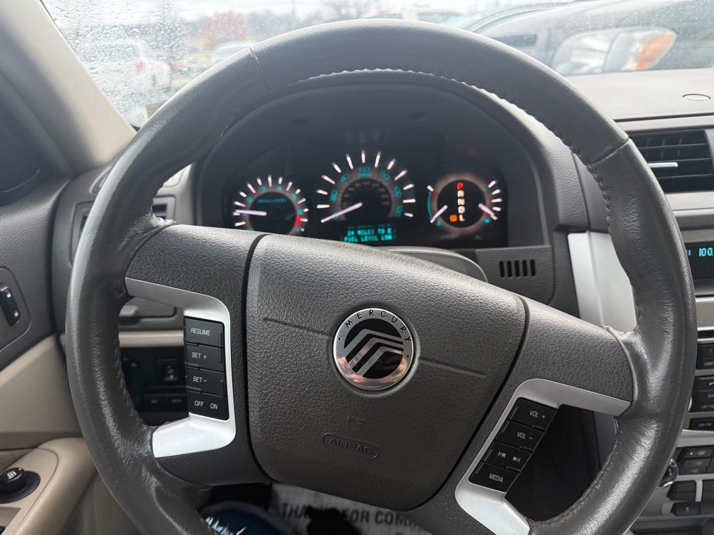 2010 Mercury Milan Image 16