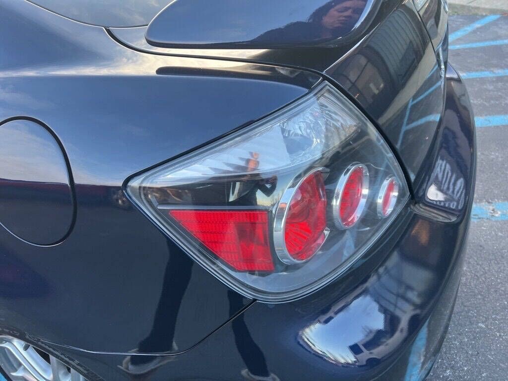 2010 Scion tC Image 11