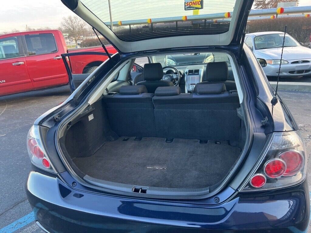 2010 Scion tC Image 14