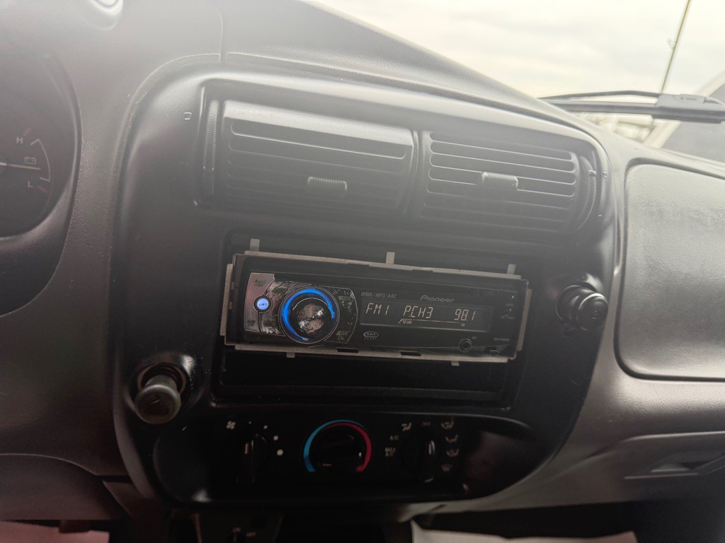 1999 Ford Ranger Image 16