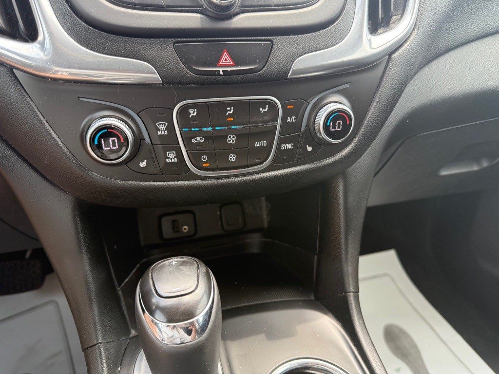 2018 Chevrolet Equinox Image 17