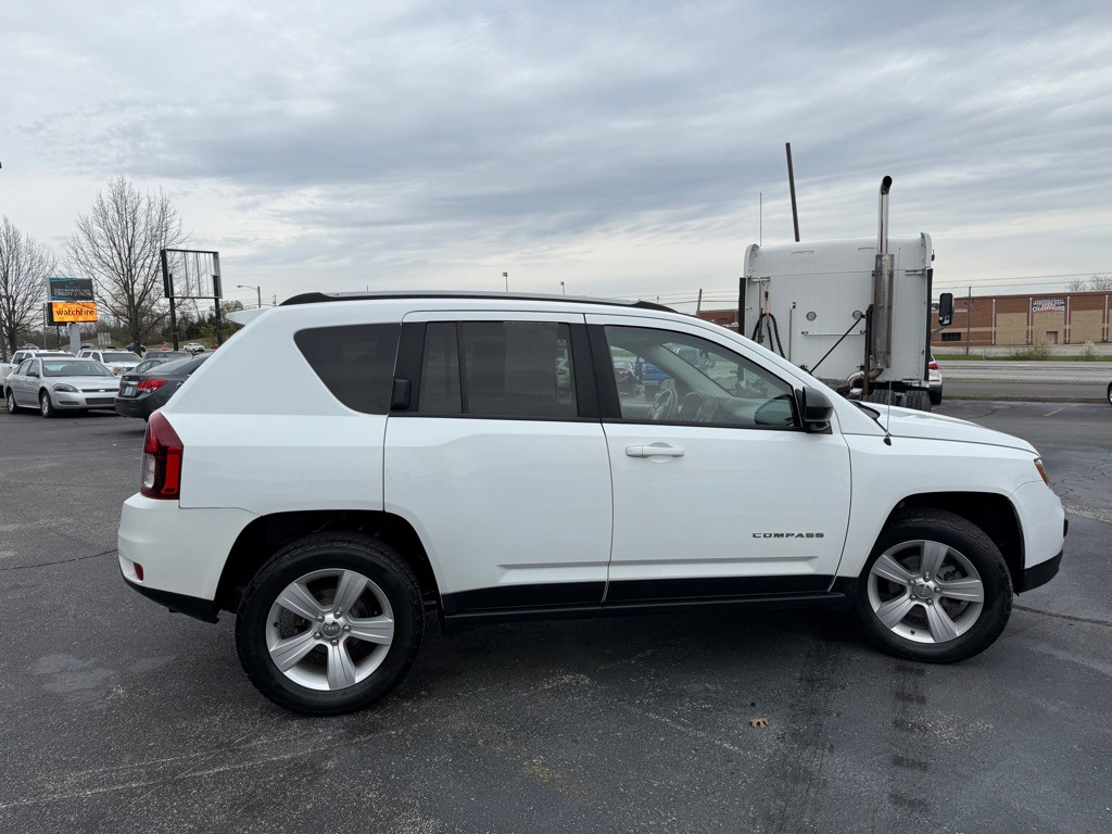 2015 Jeep Compass Image 6