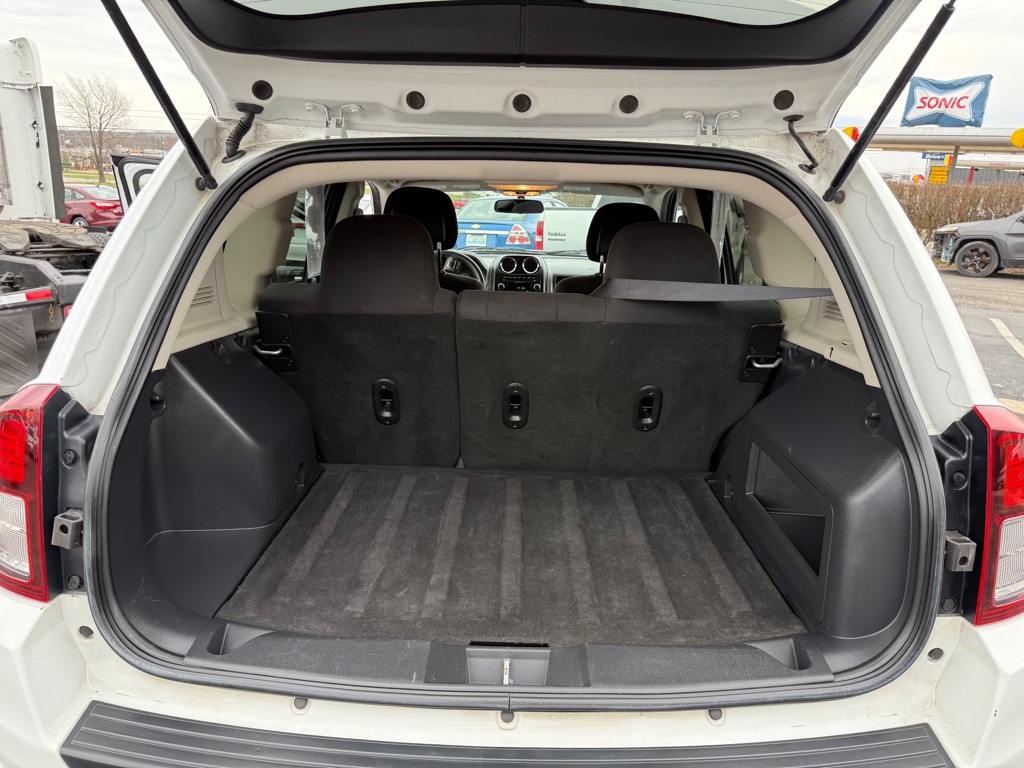 2015 Jeep Compass Image 23