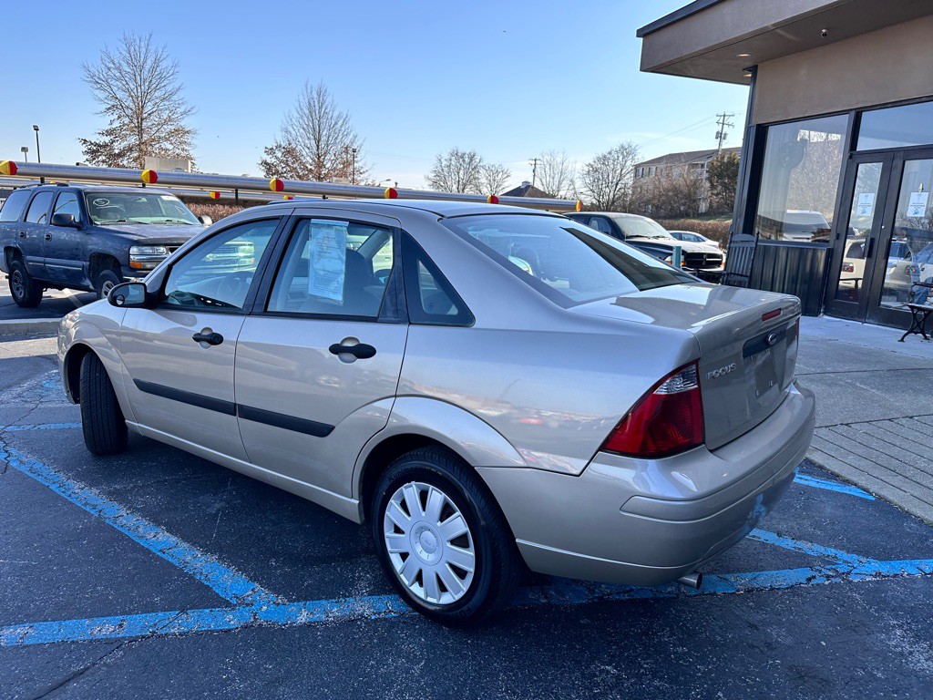 2007 Ford Focus Image 3