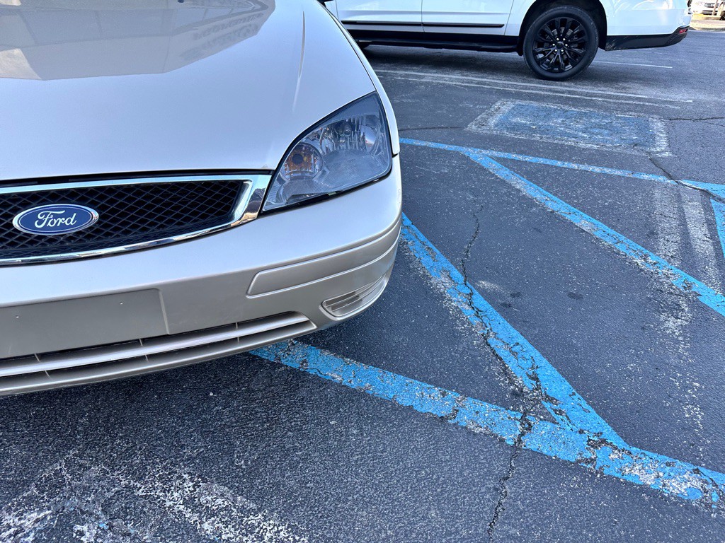 2007 Ford Focus Image 10