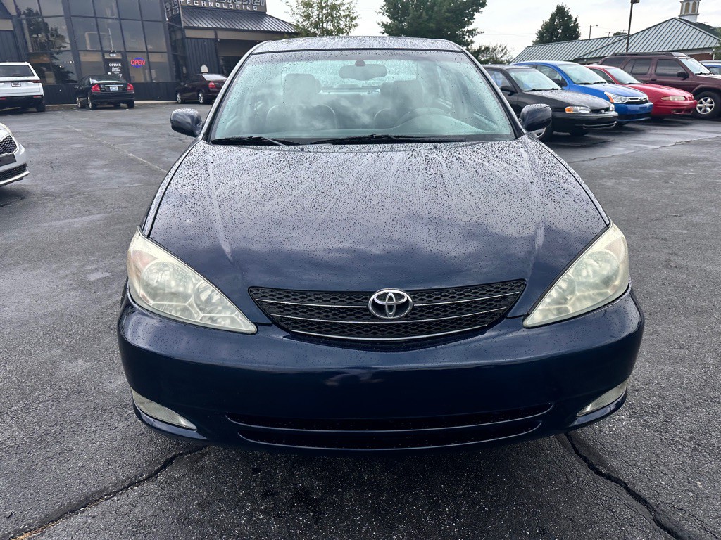 2004 Toyota Camry Image 9