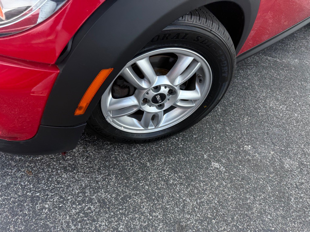 2012 MINI Cooper Image 10