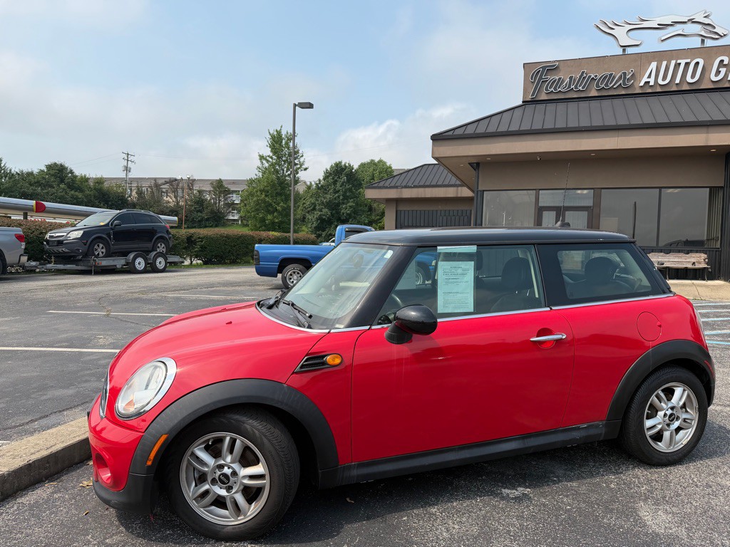 2012 MINI Cooper Image 4