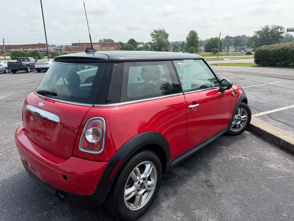 2012 MINI Cooper Image 20