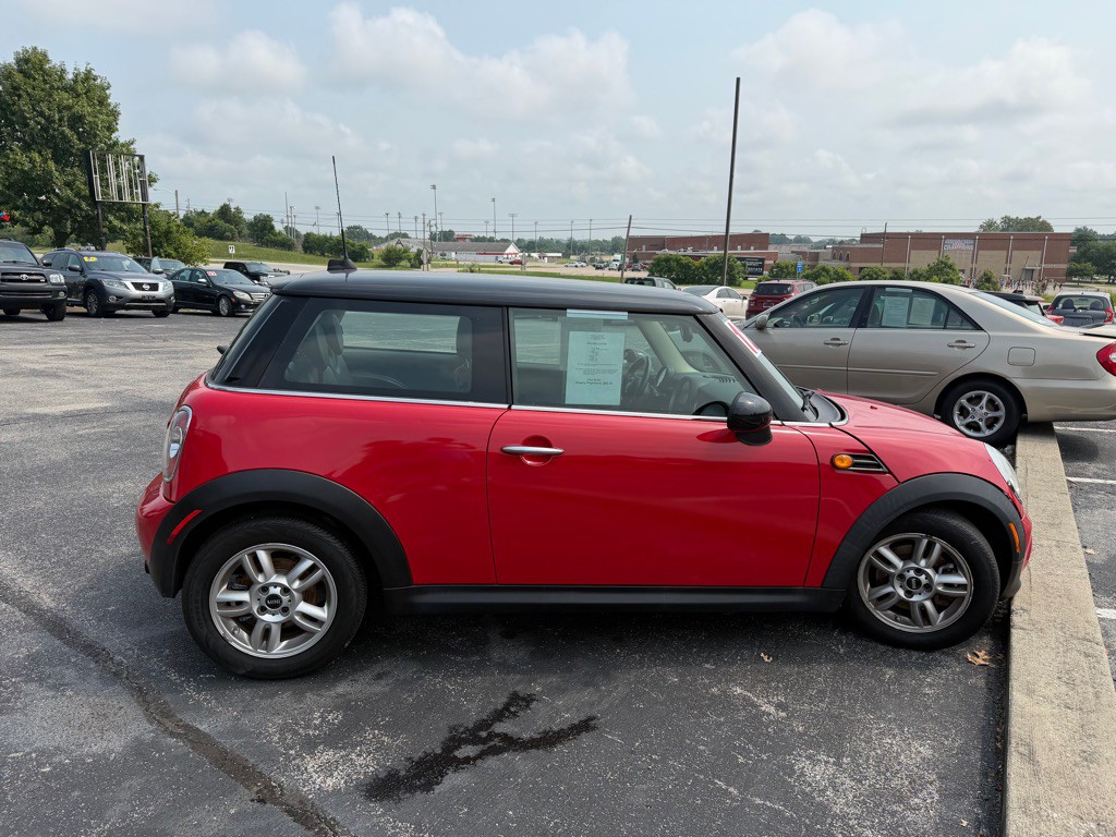 2012 MINI Cooper Image 21