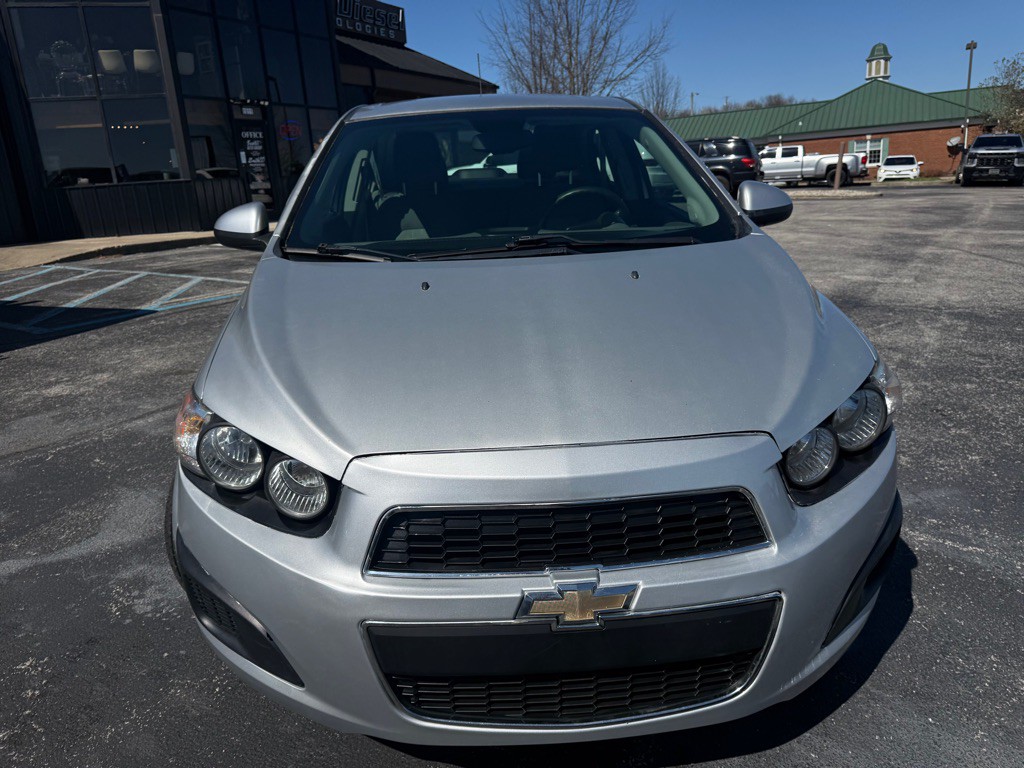 2016 Chevrolet Sonic Image 8