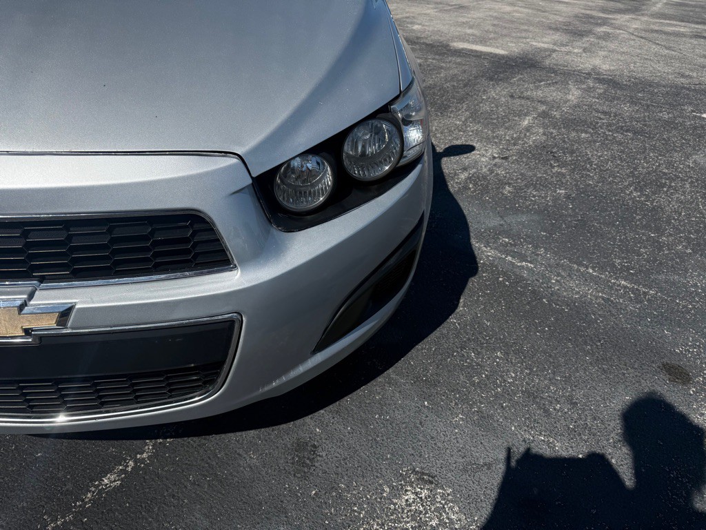 2016 Chevrolet Sonic Image 9