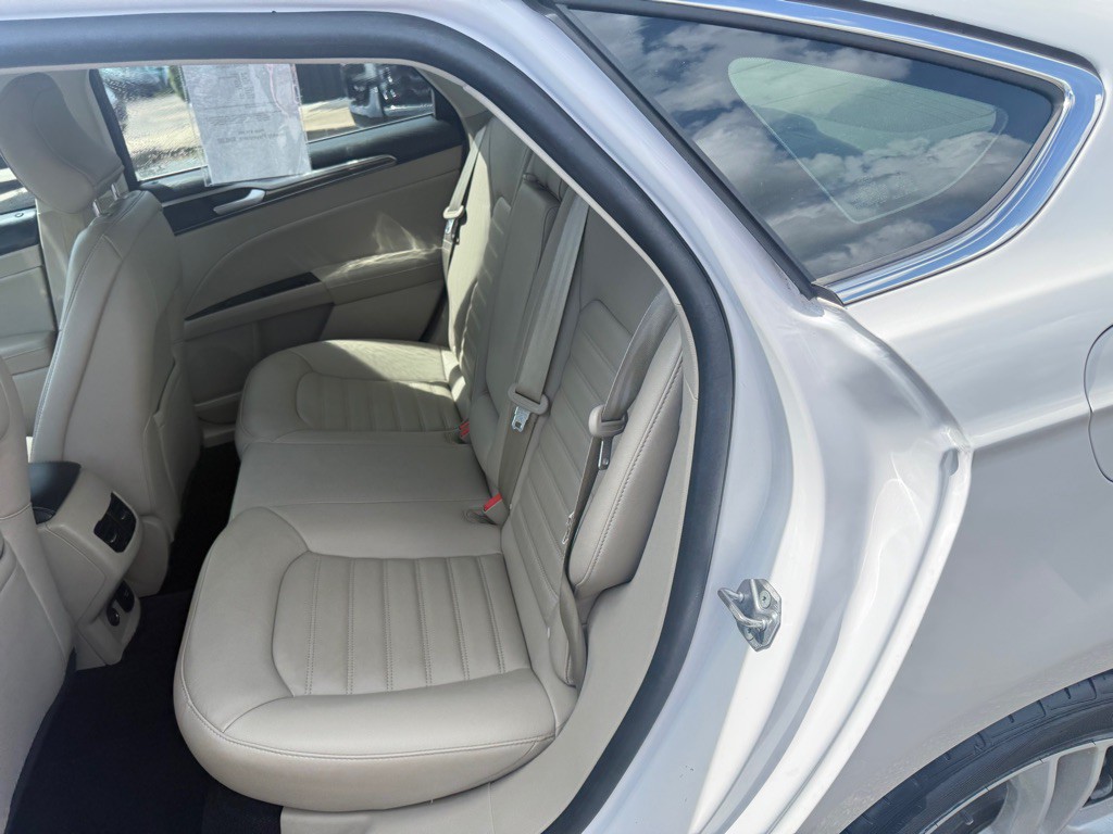 2018 Ford Fusion Image 15