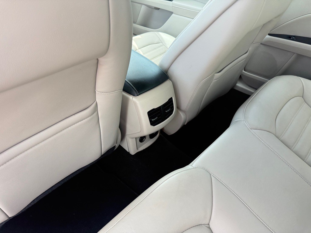 2018 Ford Fusion Image 16