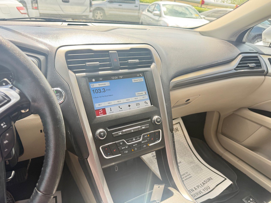 2018 Ford Fusion Image 21