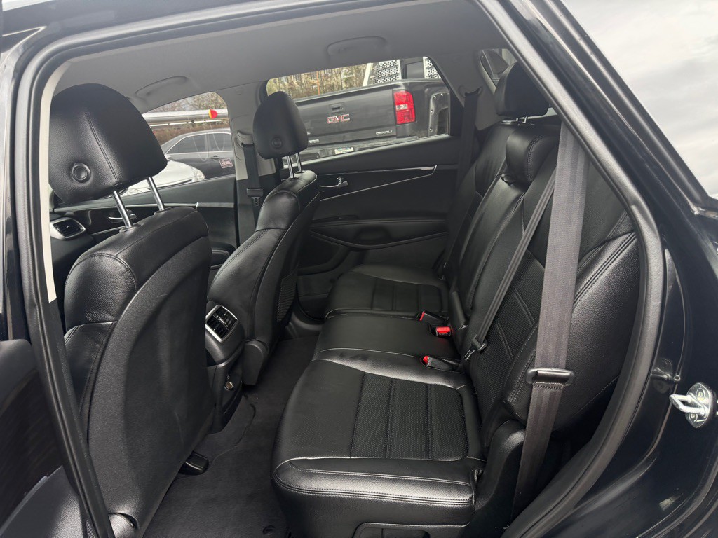 2019 Kia Sorento Image 14