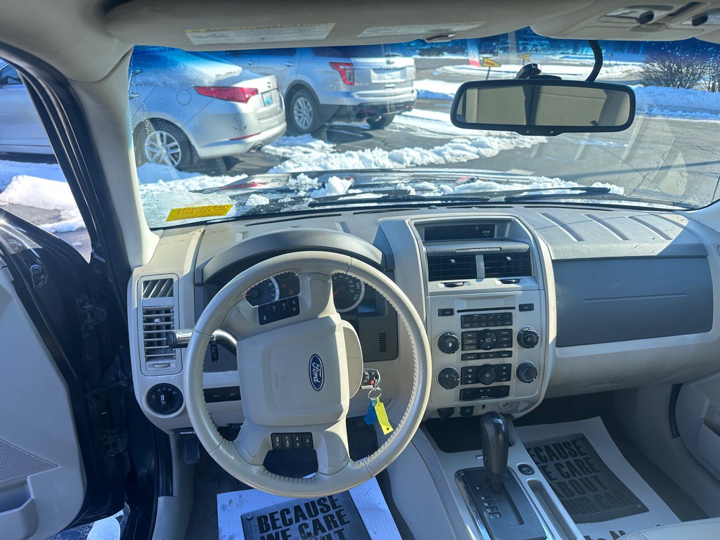 2011 Ford Escape Image 20