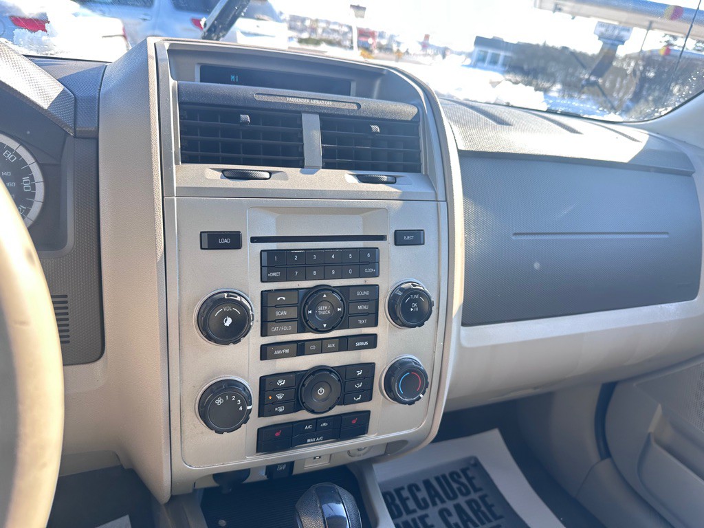 2011 Ford Escape Image 23