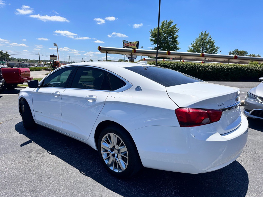 2017 Chevrolet Impala Image 3
