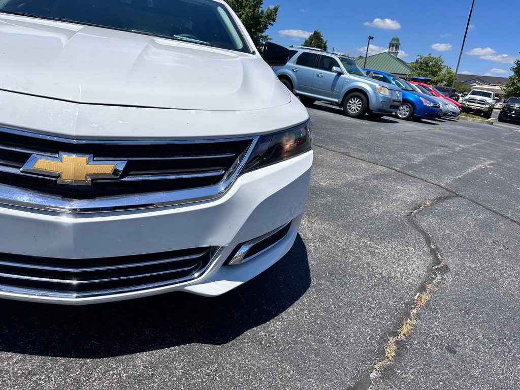 2017 Chevrolet Impala Image 11