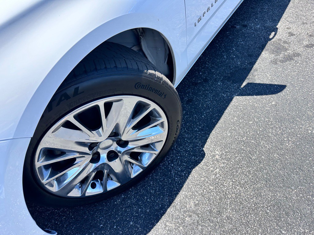 2017 Chevrolet Impala Image 13