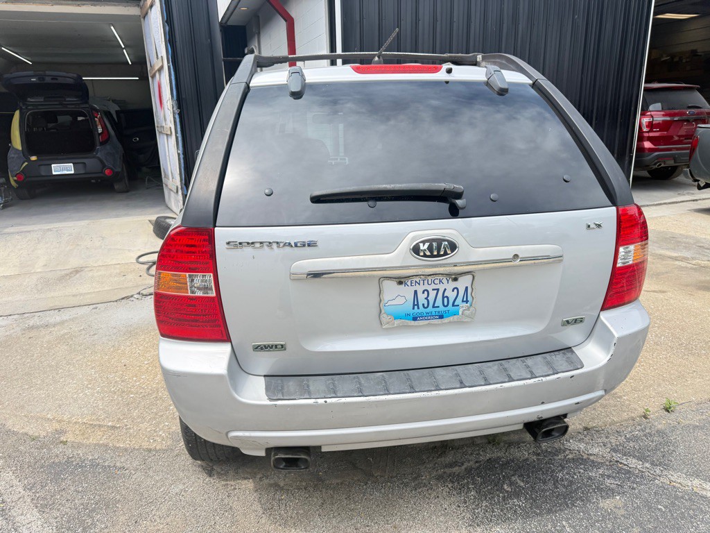 2008 Kia Sportage Image 4