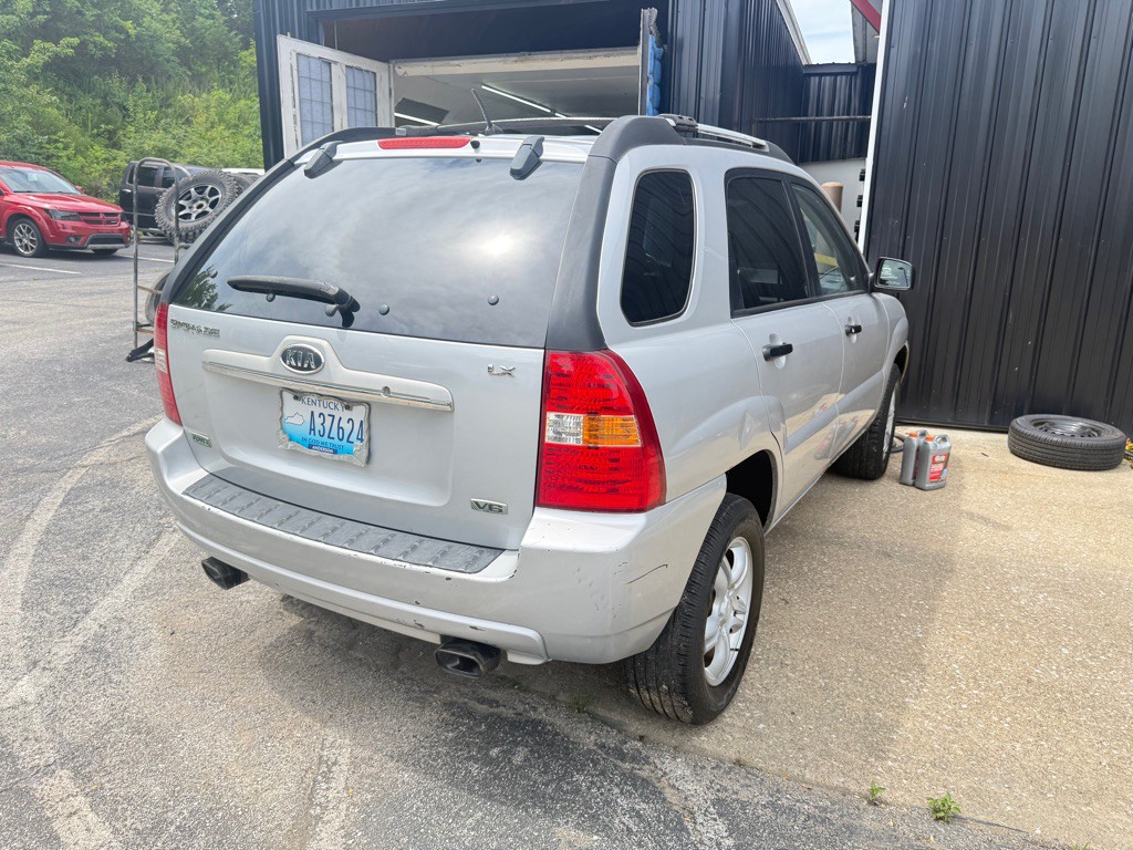 2008 Kia Sportage Image 5