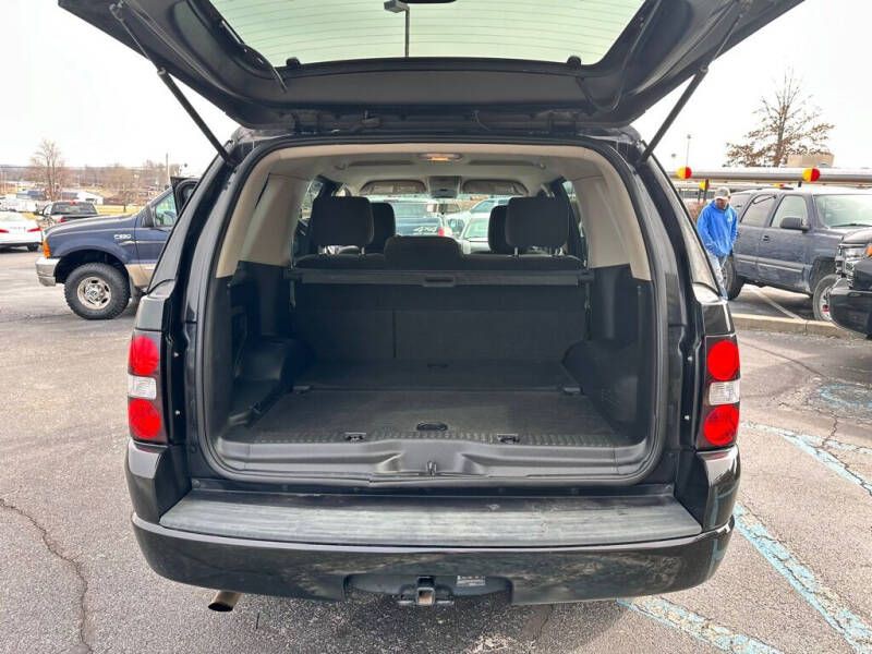 2009 Ford Explorer Image 14
