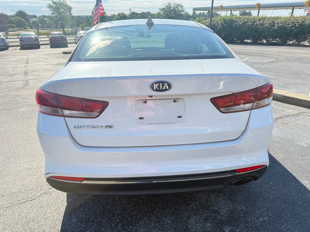 2017 Kia Optima Image 5