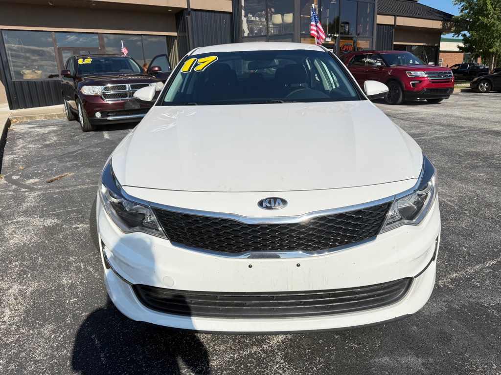 2017 Kia Optima Image 9