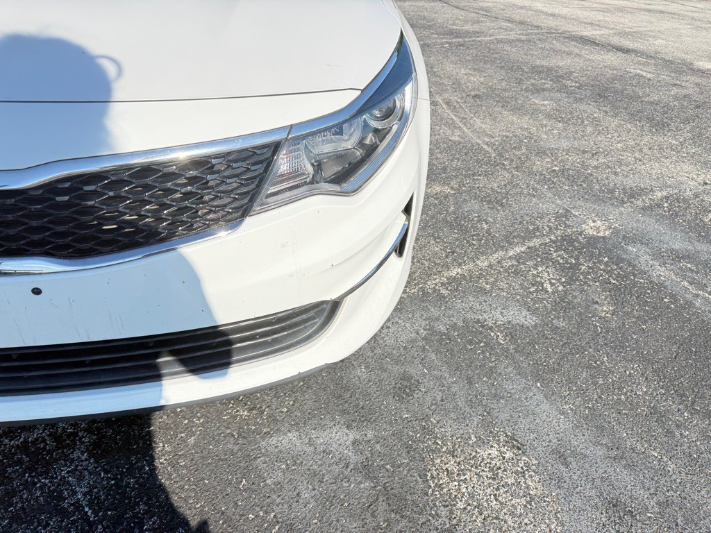 2017 Kia Optima Image 10