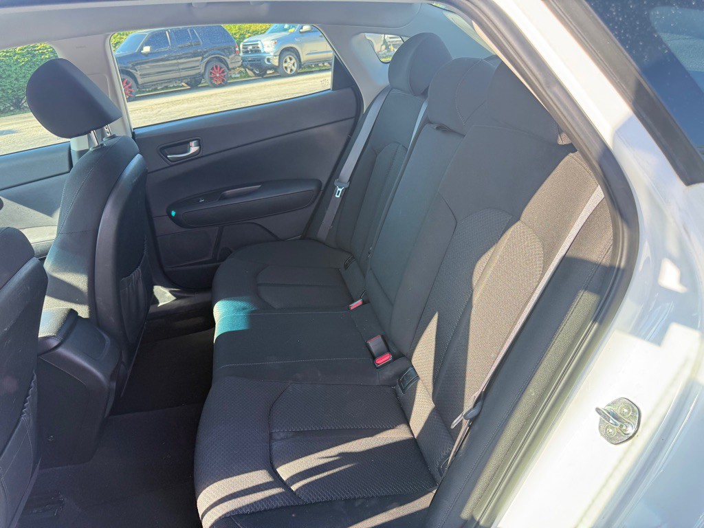 2017 Kia Optima Image 15