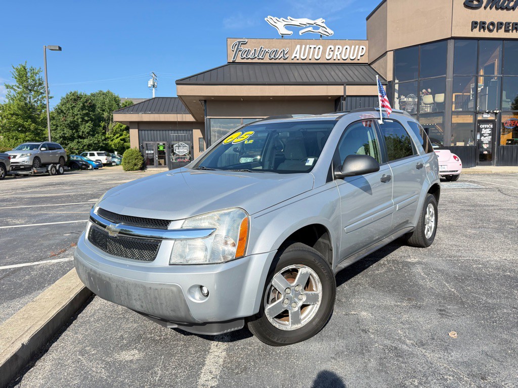 2005 Chevrolet Equinox Image 2