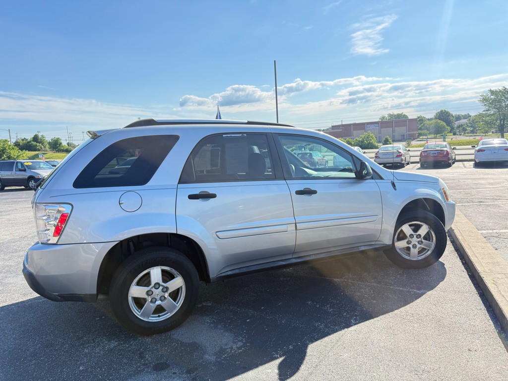 2005 Chevrolet Equinox Image 7
